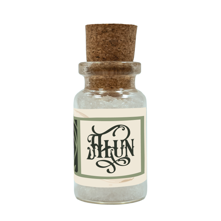 Ałun – proszek do ochrony, zamykania ust, ściągania rozproszenia i porządkowania wpływu w szklanej fiolce z korkiem. Cedrowe Wzgórza