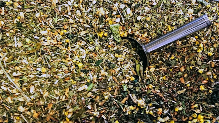 Tradycyjna mieszanka ziół Hoodoo „Łamacz Zaklęć” (Jinx Removing, Uncrossing) – Cedrowe Wzgórza – zioła ochronne na neutralizowanie negatywnej energii i przełamywanie klątw.